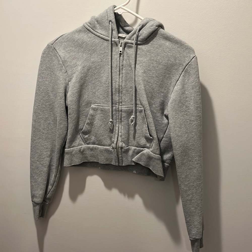 Brandy Melville sweatshirt